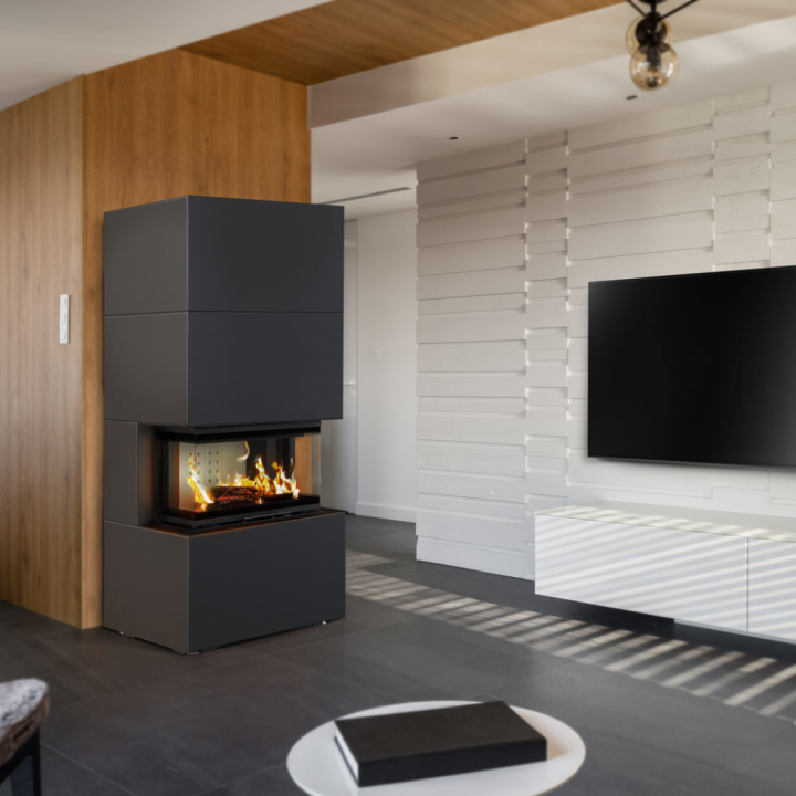 NBC 7 в обудові HOME EASY BOX стальний - чорний